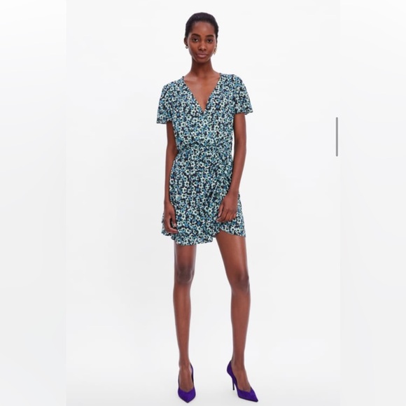 Zara Green Blue Floral Mini Wrap Dress Size M Ruched Front - Picture 3 of 10